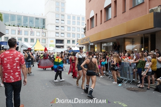 DigitalDesignTeamAX166309