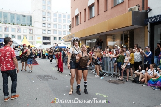 DigitalDesignTeamAX166312