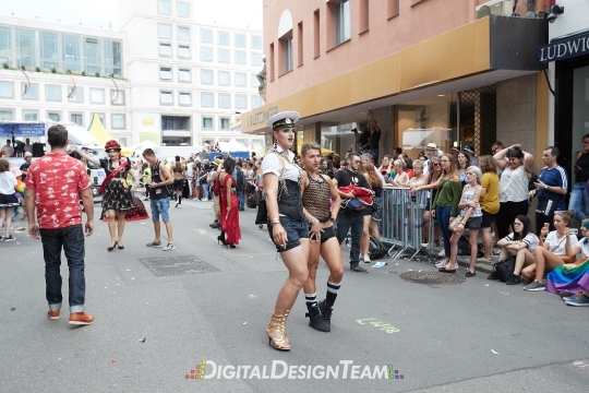 DigitalDesignTeamAX166314