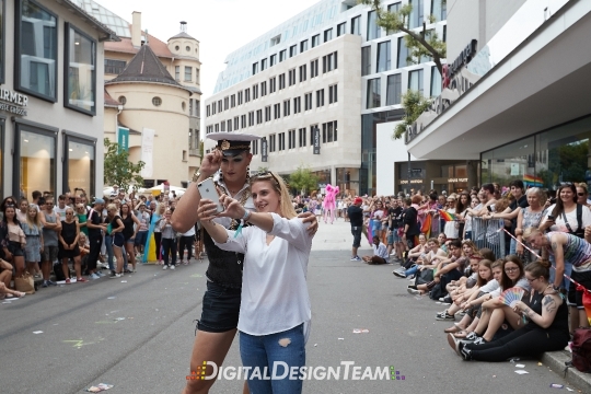 DigitalDesignTeamAX166318