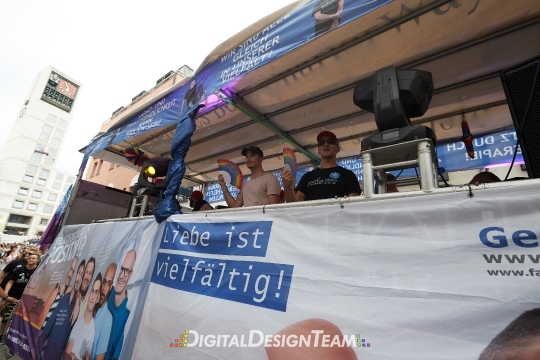 DigitalDesignTeamAX166341