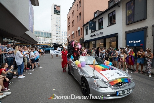 DigitalDesignTeamAX166373