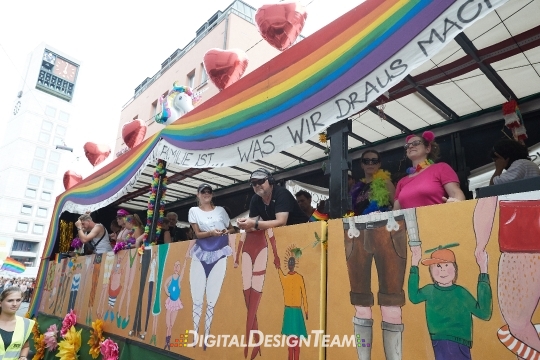 DigitalDesignTeamAX166391