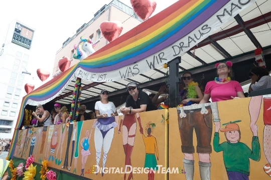 DigitalDesignTeamAX166392