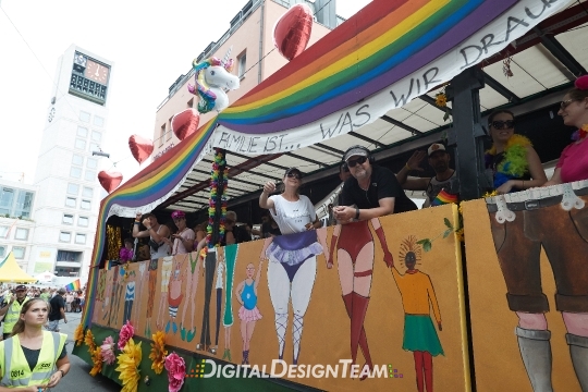 DigitalDesignTeamAX166393