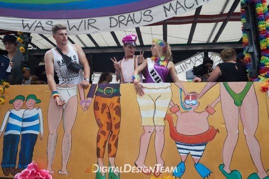 DigitalDesignTeamAX166399