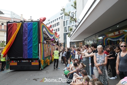 DigitalDesignTeamAX166400