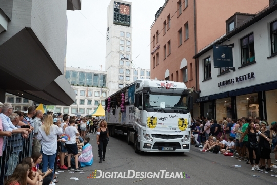 DigitalDesignTeamAX166433