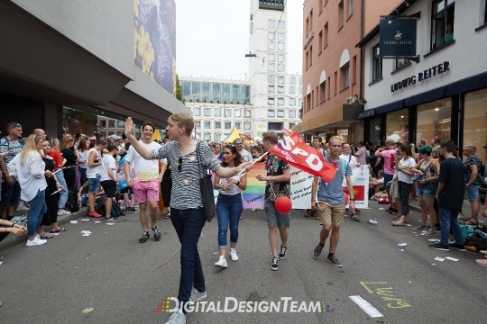 DigitalDesignTeamAX166452