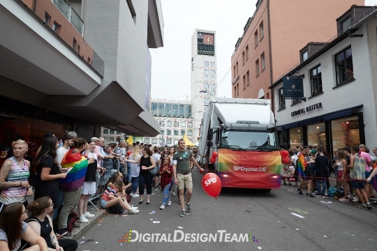 DigitalDesignTeamAX166472