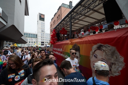 DigitalDesignTeamAX166476