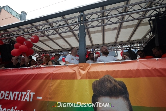 DigitalDesignTeamAX166483