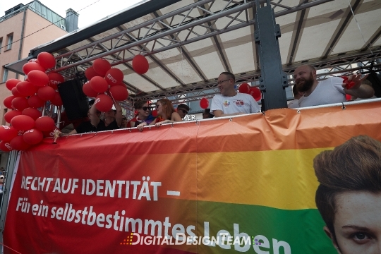 DigitalDesignTeamAX166484