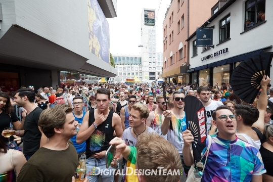 DigitalDesignTeamAX166490