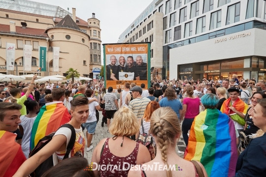 DigitalDesignTeamAX166653