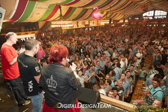 DigitalDesignTeamAX206575