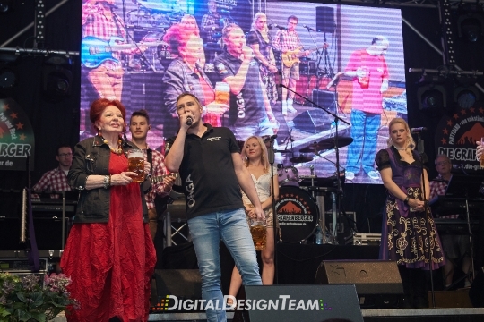 DigitalDesignTeamAX206581