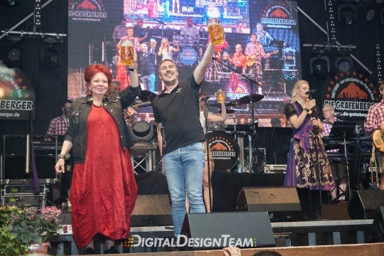 DigitalDesignTeamAX206589