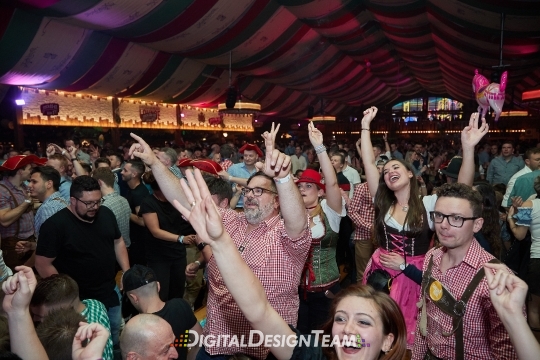 DigitalDesignTeamAX206770