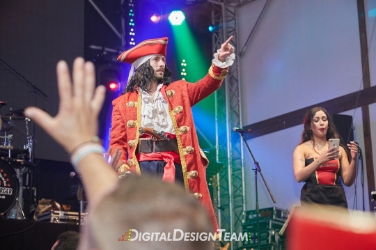 DigitalDesignTeamAX206794