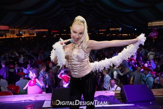 DigitalDesignTeamAX206865