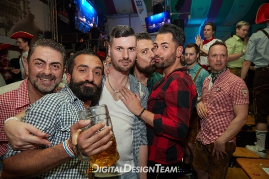 DigitalDesignTeamAX206924