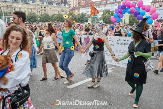 DigitalDesignTeamAX217784