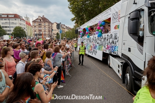 DigitalDesignTeamAX217810