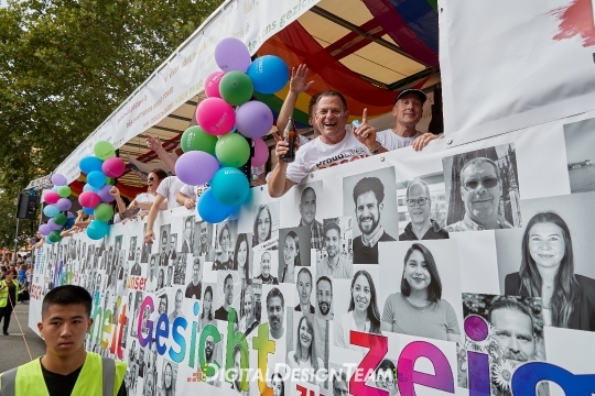 DigitalDesignTeamAX217815