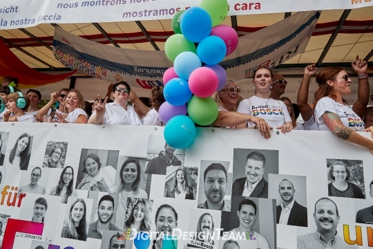 DigitalDesignTeamAX217822