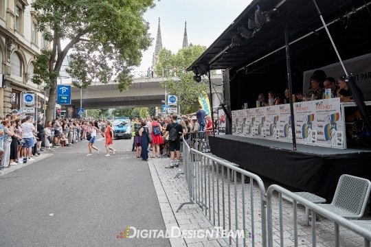 DigitalDesignTeamAX217853