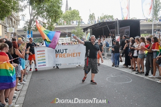 DigitalDesignTeamAX217877