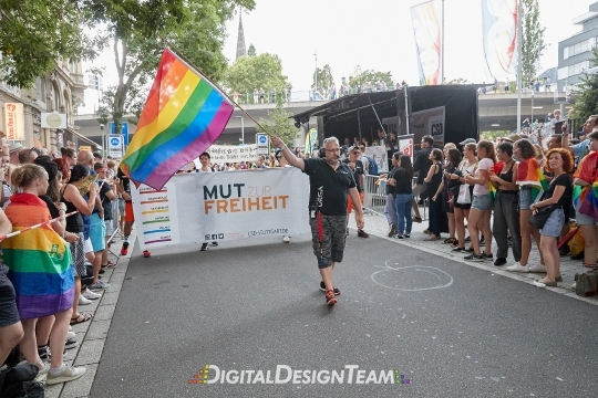 DigitalDesignTeamAX217878