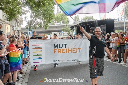 DigitalDesignTeamAX217881