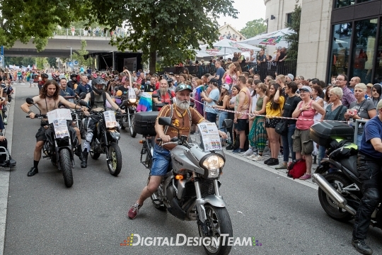 DigitalDesignTeamAX217954