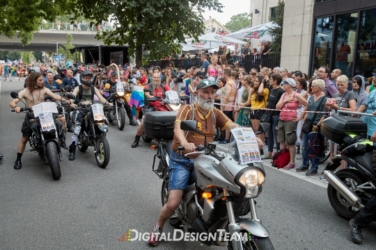 DigitalDesignTeamAX217955