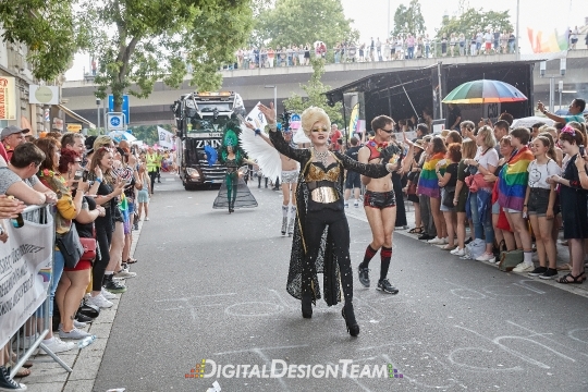 DigitalDesignTeamAX217991