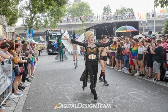 DigitalDesignTeamAX217992