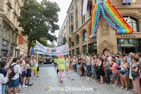 DigitalDesignTeamAX218089