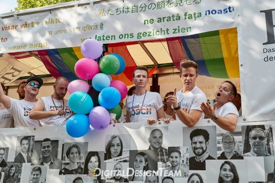 DigitalDesignTeamAX218152