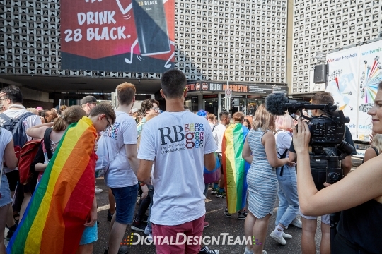 DigitalDesignTeamAX218200