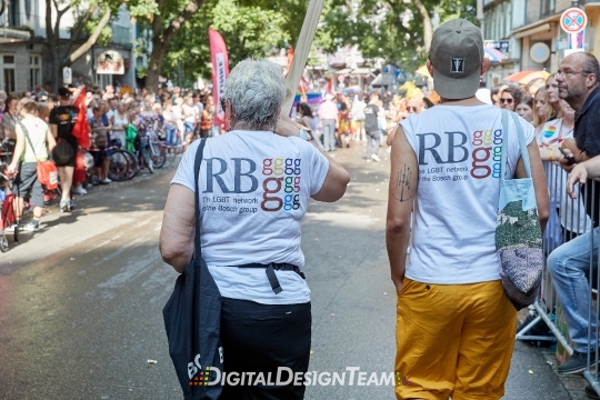 DigitalDesignTeamAX218216