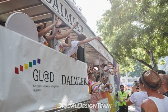 DigitalDesignTeamAX218329