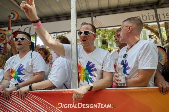 DigitalDesignTeamAX218341