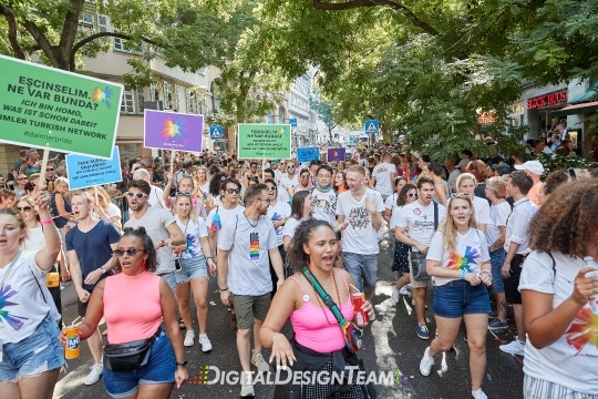 DigitalDesignTeamAX218351