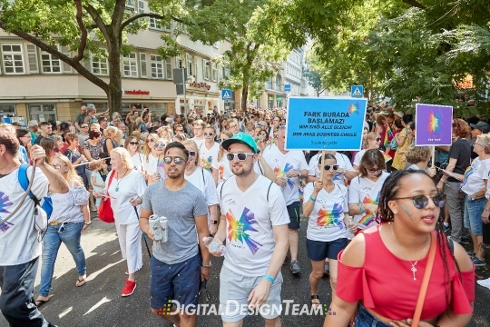 DigitalDesignTeamAX218361