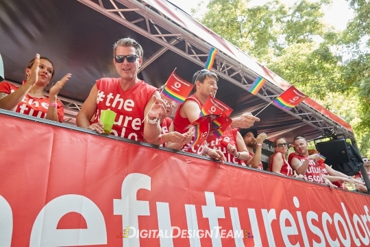 DigitalDesignTeamAX218468