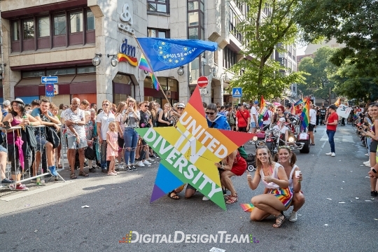 DigitalDesignTeamAX218510