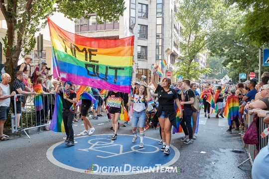 DigitalDesignTeamAX218541