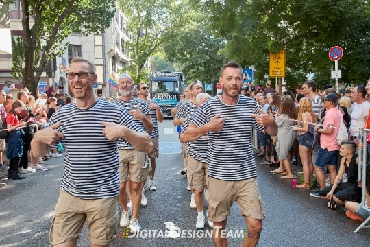 DigitalDesignTeamAX218565